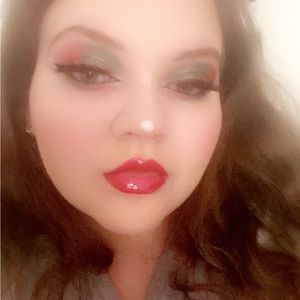 Meet your Posher, Daliah